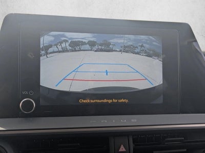 2025 Toyota Prius XLE (Natl)