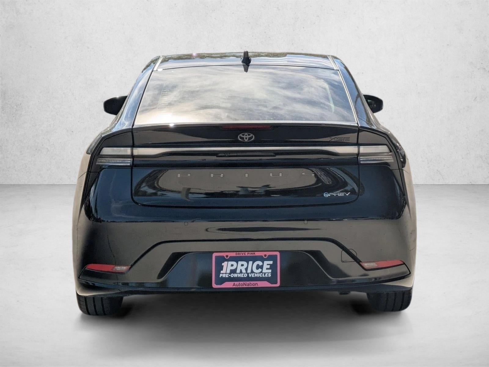 2025 Toyota Prius Plug-In Hybrid XSE (Natl)