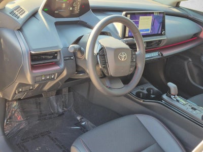 2026 Toyota Prius Plug-In Hybrid XSE (Natl)