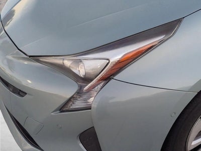 2017 Toyota Prius Two (SE)