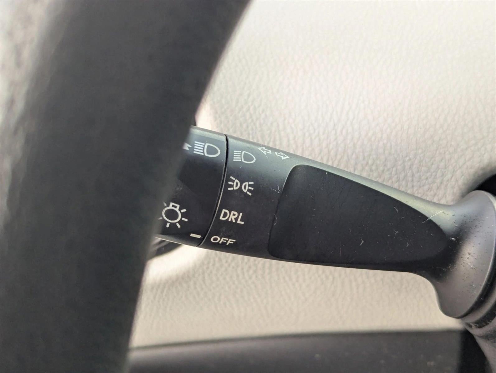 2017 Toyota Prius Two (SE)