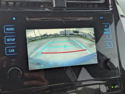 2017 Toyota Prius Two (SE)