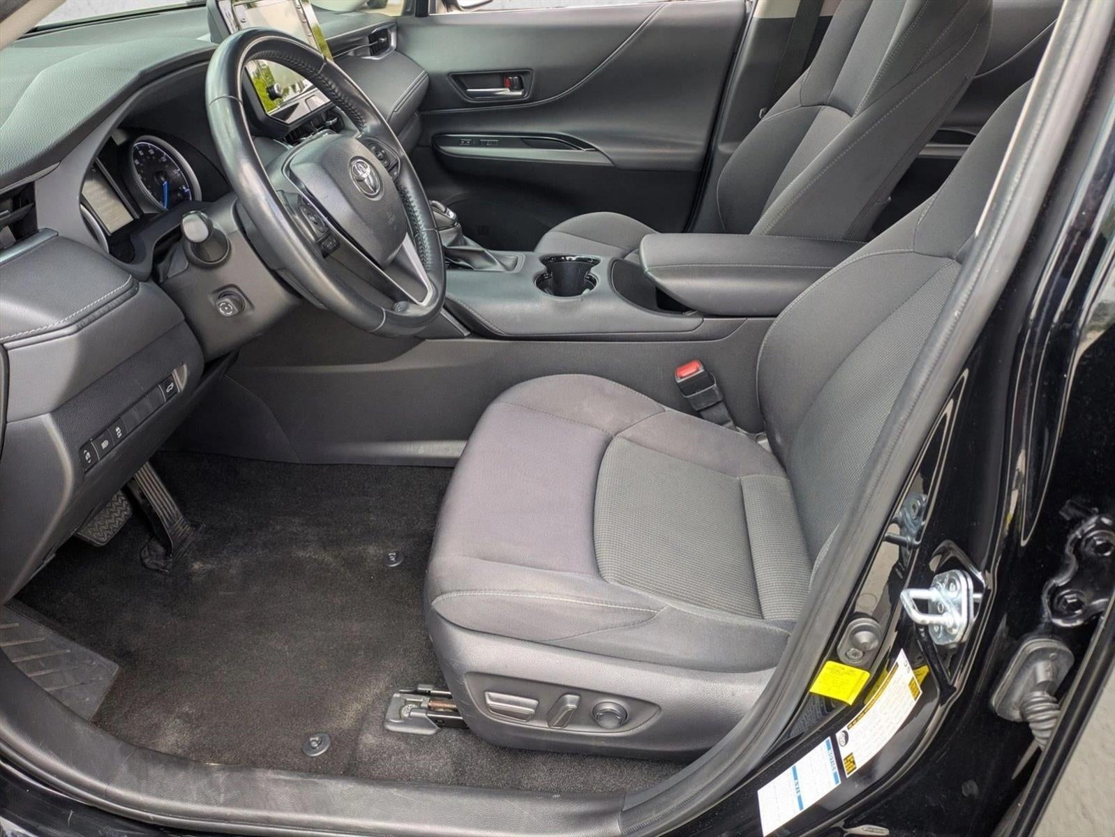 2022 Toyota Venza LE AWD (GS)