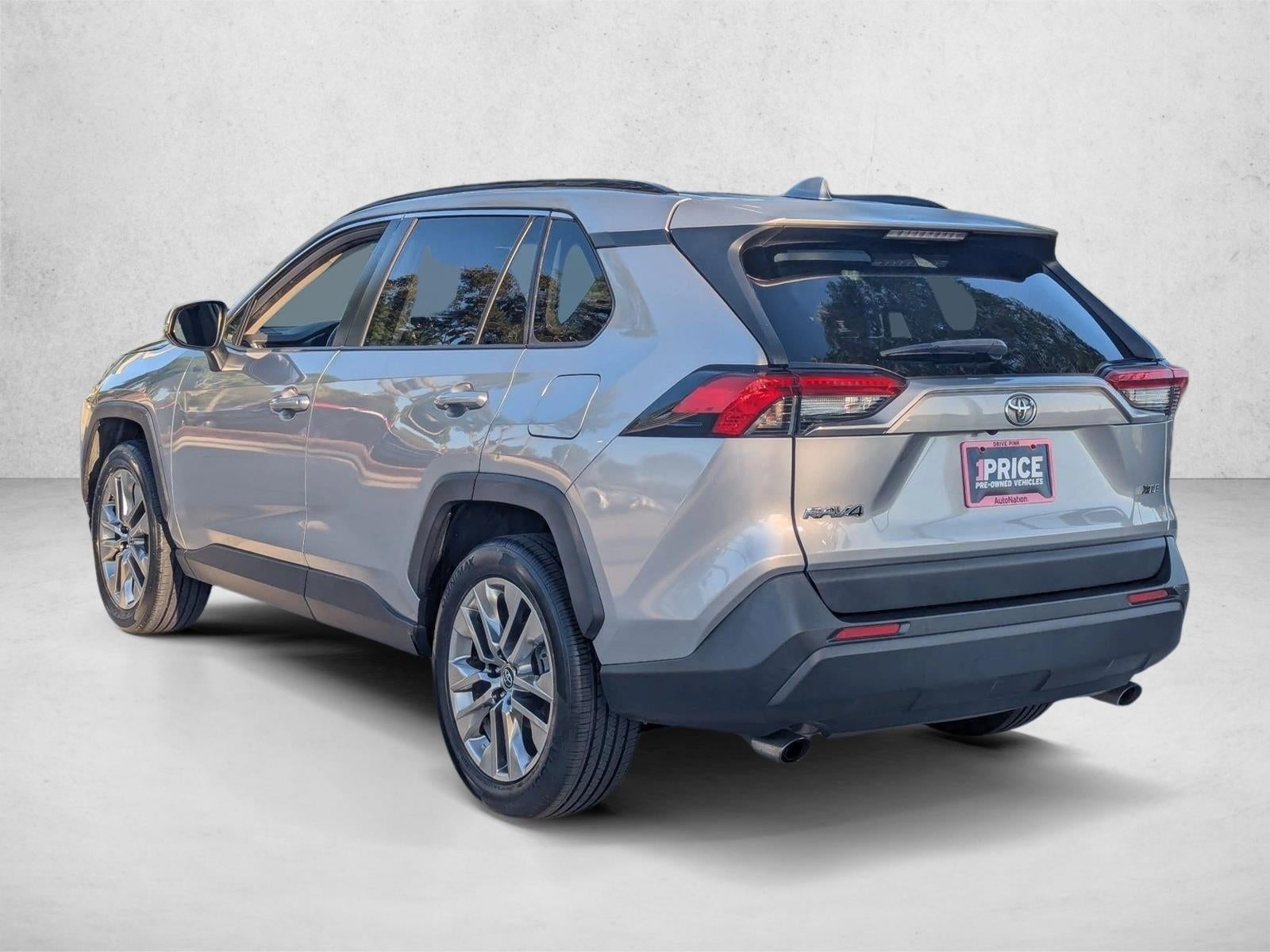 2019 Toyota RAV4 XLE Premium FWD (Natl)