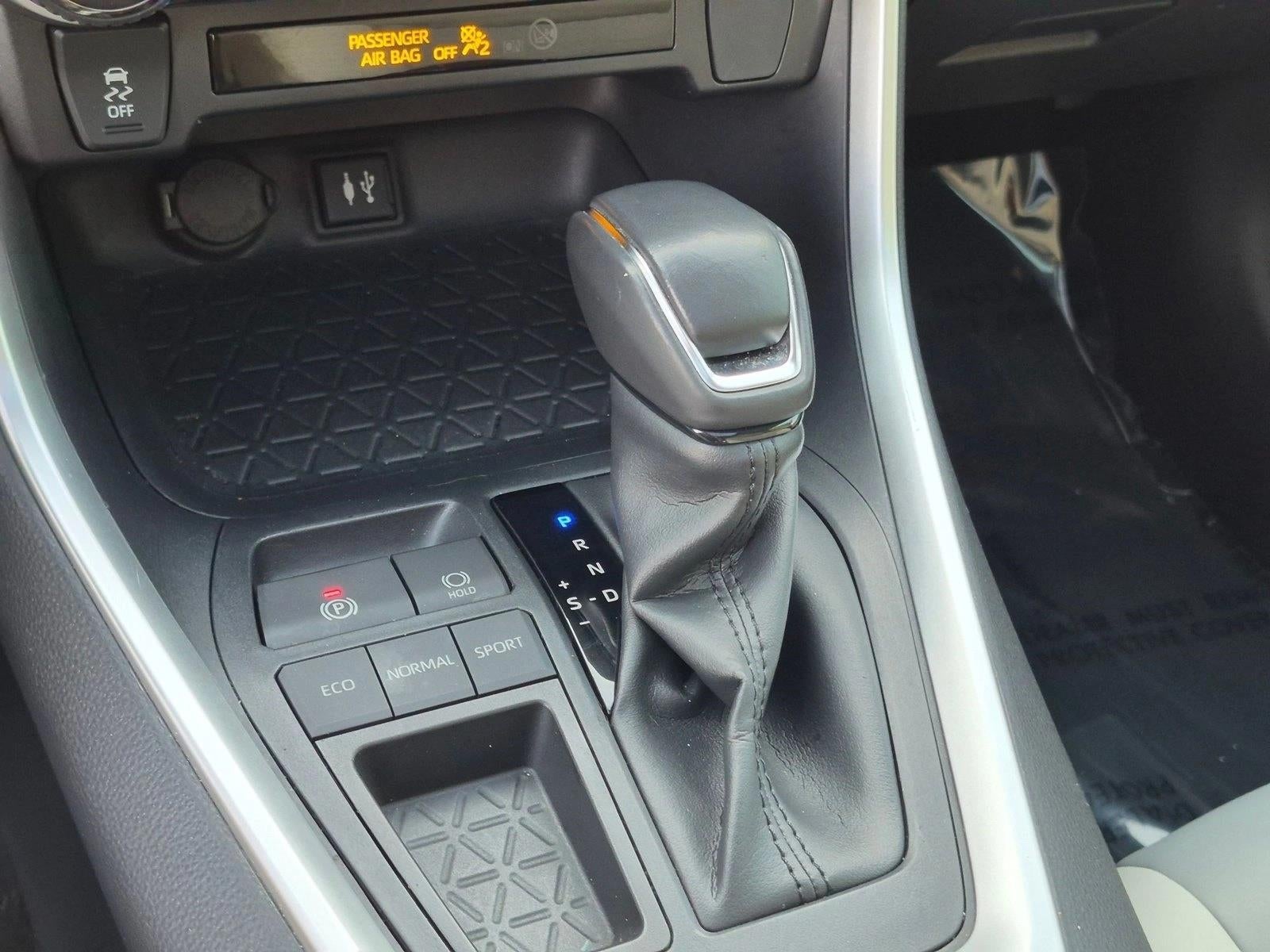 2019 Toyota RAV4 XLE Premium FWD (Natl)