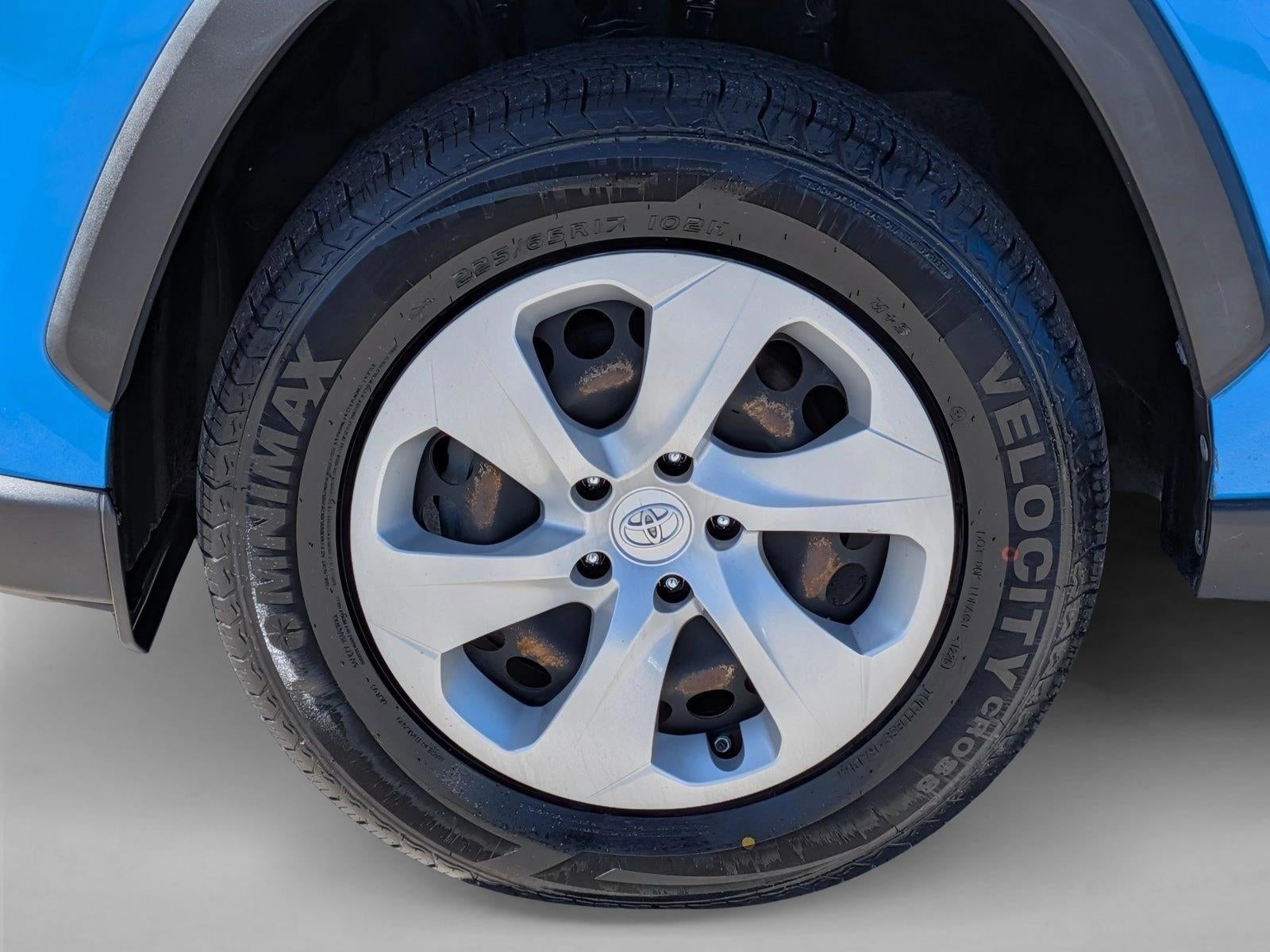 2019 Toyota RAV4 LE FWD (GS)