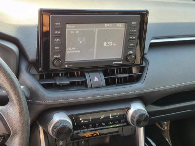 2020 Toyota RAV4 LE FWD (GS)