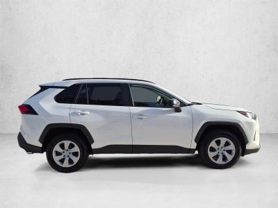2020 Toyota RAV4 LE FWD (GS)