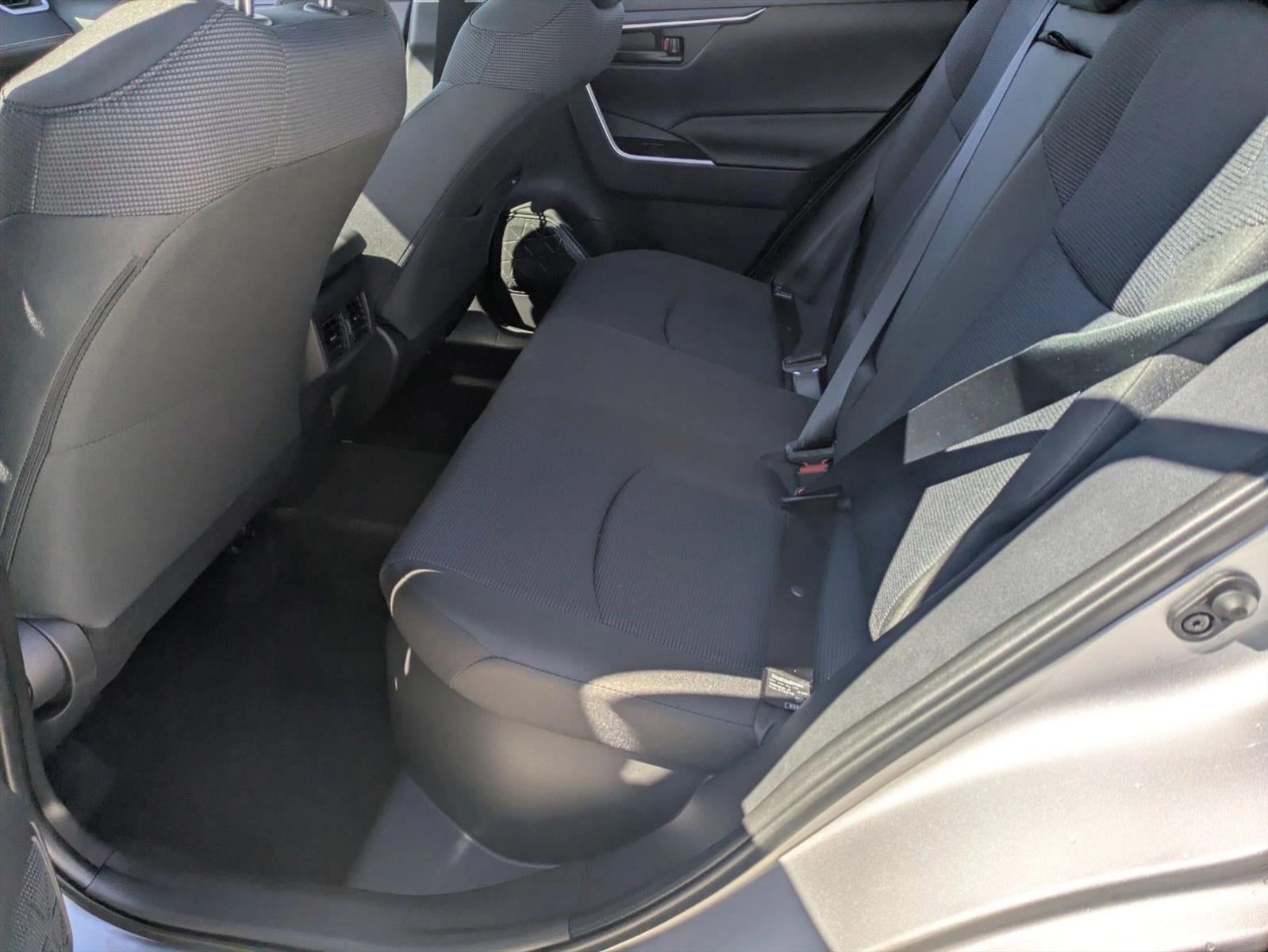 2025 Toyota RAV4 Hybrid LE AWD (Natl)