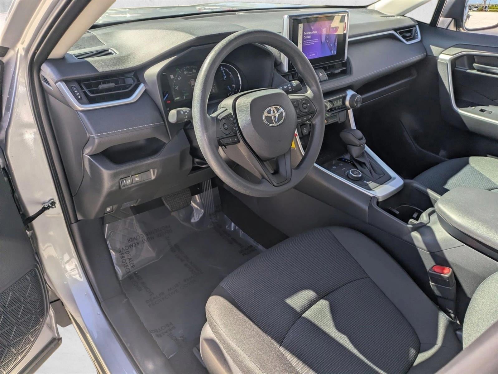 2025 Toyota RAV4 Hybrid LE AWD (Natl)