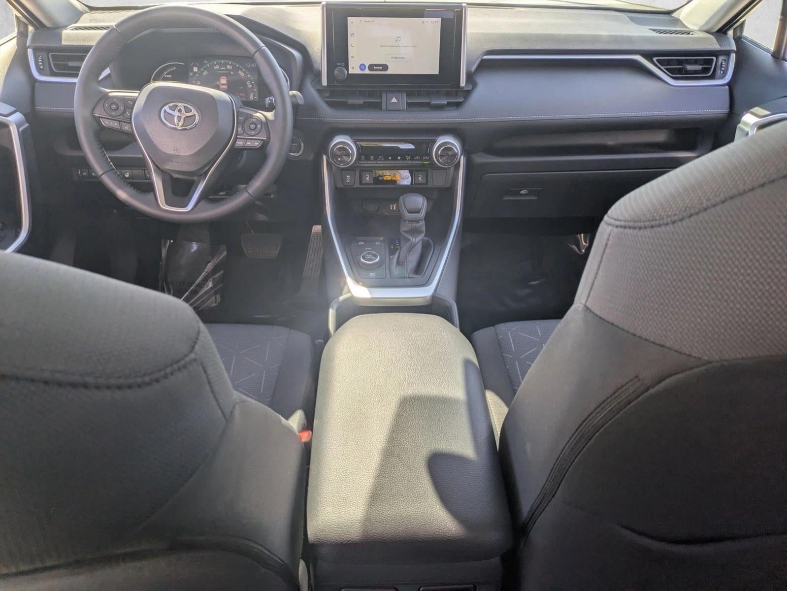 2025 Toyota RAV4 Hybrid XLE AWD (Natl)