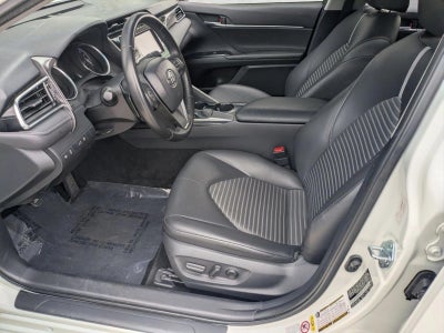 2018 Toyota Camry SE Auto (SE)