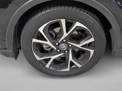 2021 Toyota C-HR XLE FWD (Natl)