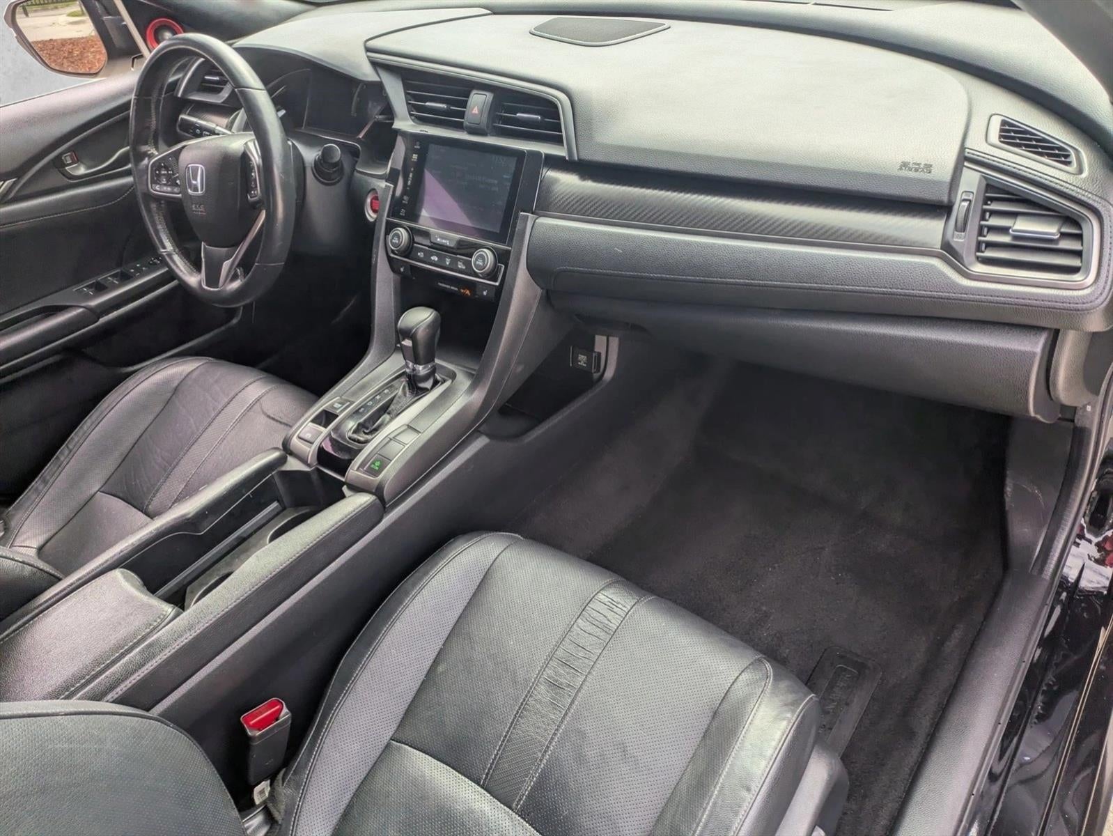 2017 Honda Civic Hatchback Sport Touring CVT