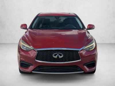 2018 INFINITI QX30 Luxury FWD