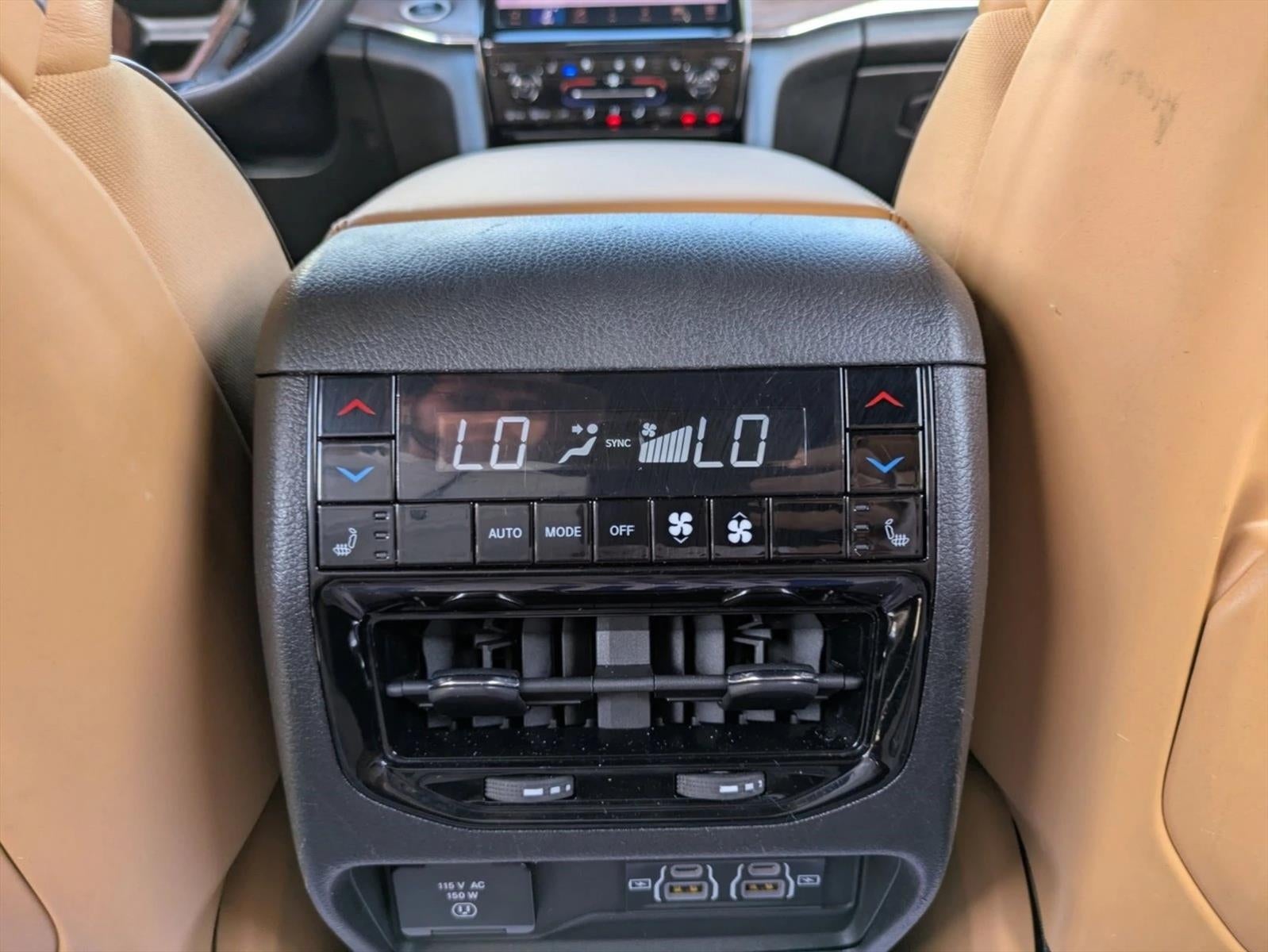 2023 Jeep Grand Cherokee L Summit 4x4