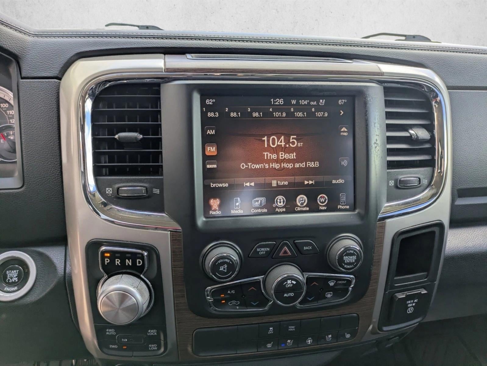 2016 RAM 1500 4WD Crew Cab 6.4 Ft Box Laramie