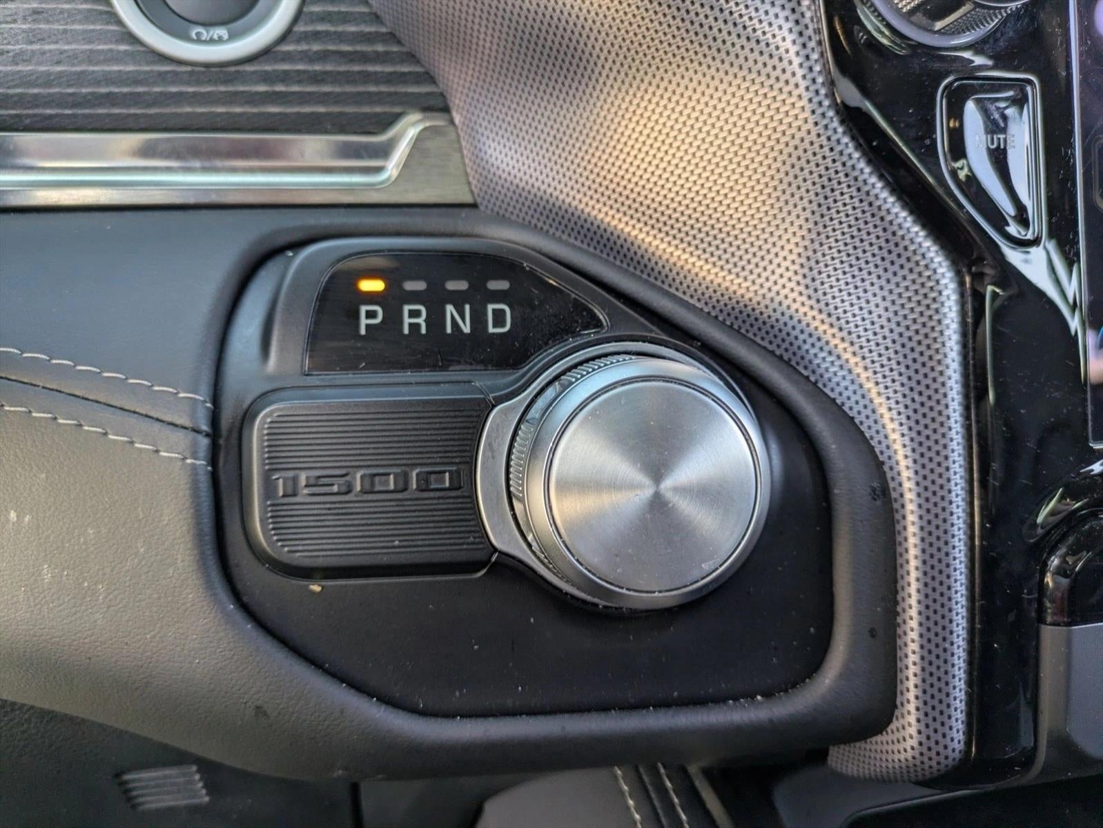 2021 RAM 1500 Limited 4x2 Crew Cab 5'7" Box