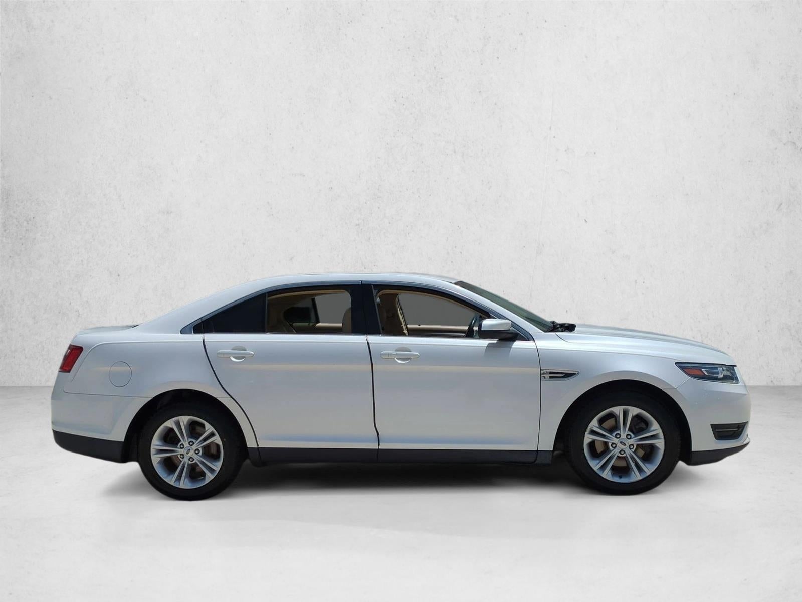 2017 Ford Taurus SEL FWD
