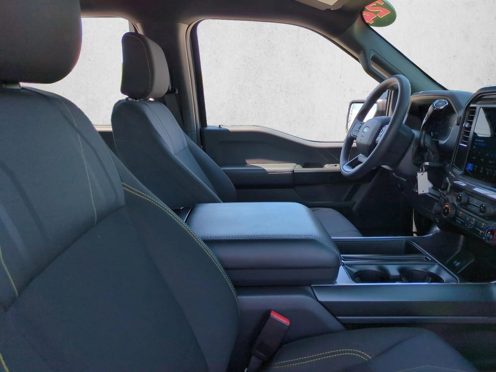 2024 Ford F-150 STX 4WD SuperCrew 5.5' Box