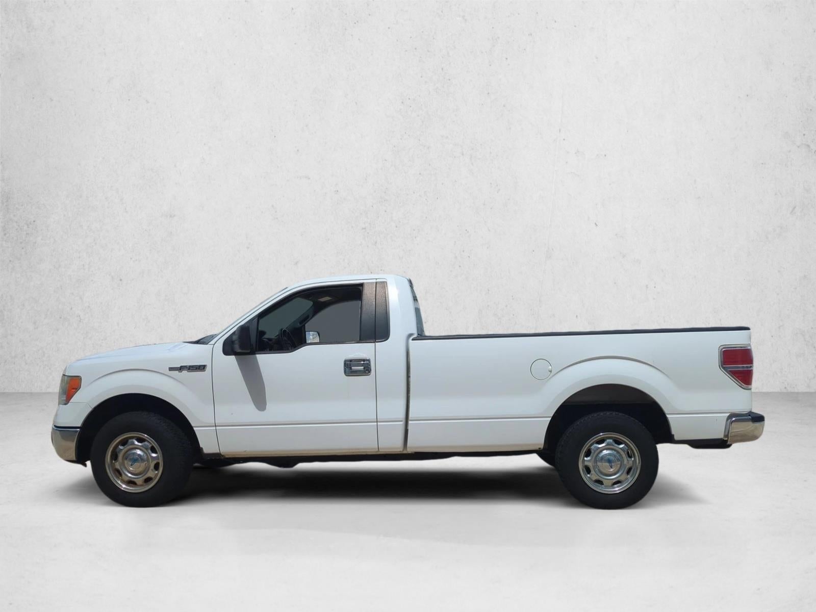 2014 Ford F-150 2WD Regular Cab 6-1/2 Ft Box XL