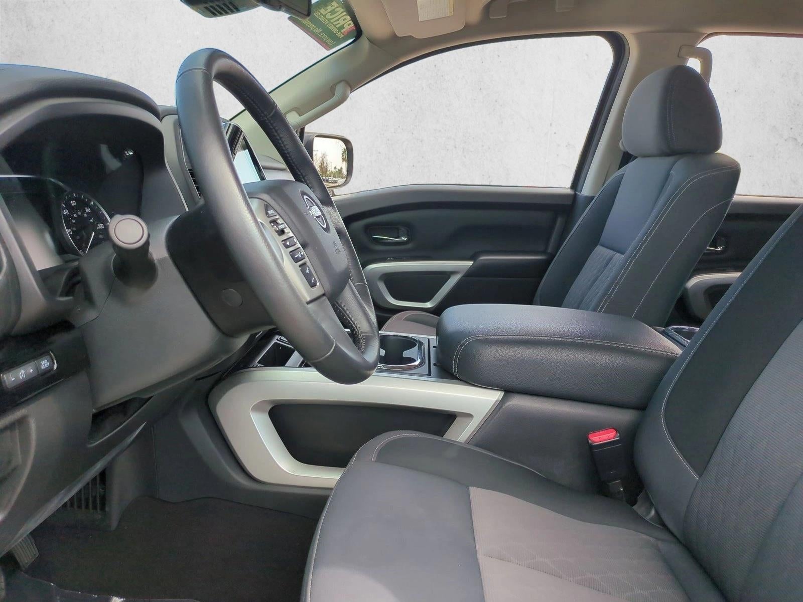 2023 Nissan Titan 4x2 Crew Cab SV