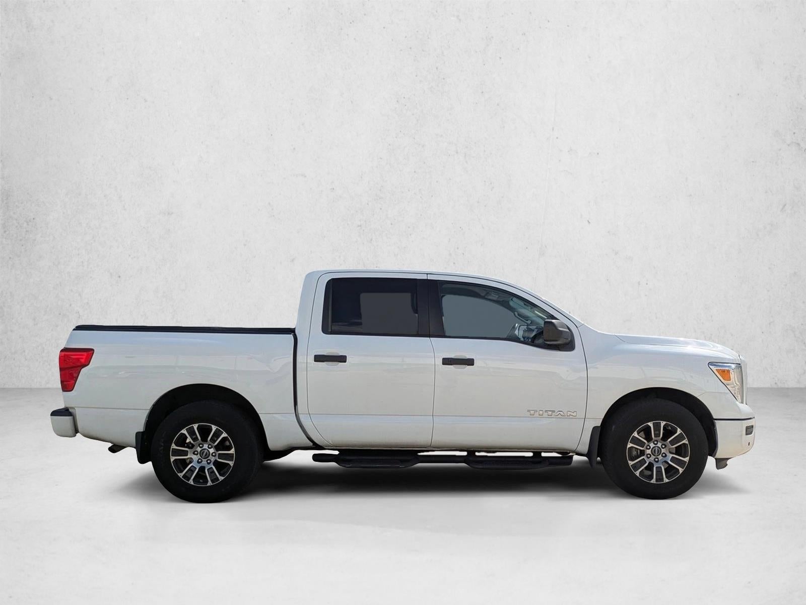 2023 Nissan Titan 4x2 Crew Cab SV
