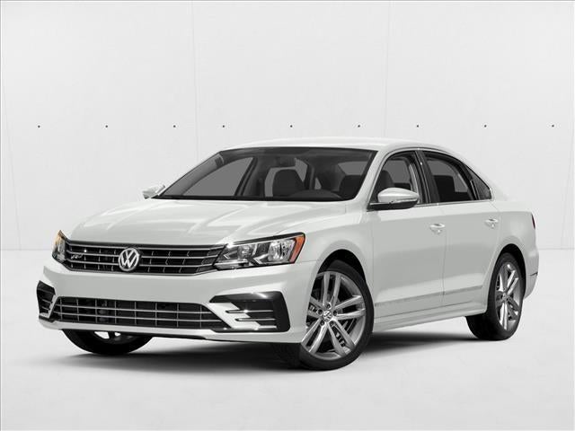 2017 Volkswagen Passat R-Line w/Comfort Pkg Auto