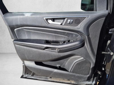 2016 Ford Edge 4dr Titanium FWD