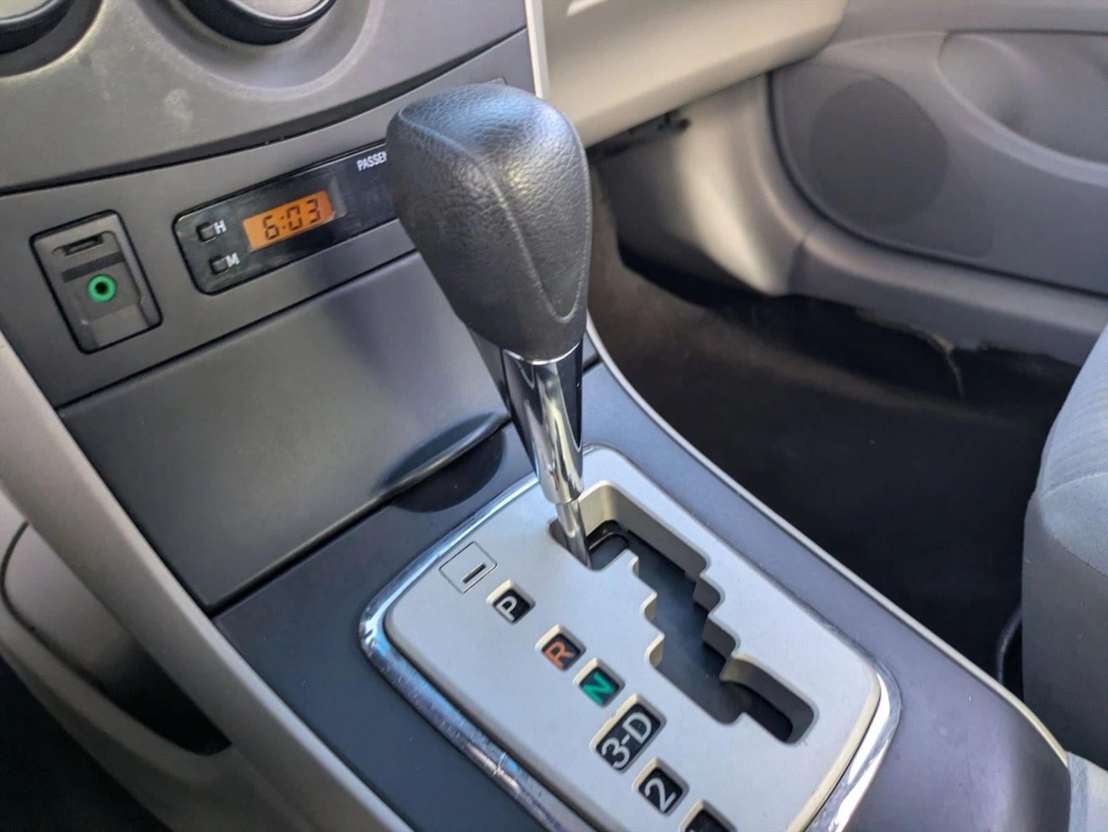 2010 Toyota Corolla 4dr Sdn Auto LE (Natl)