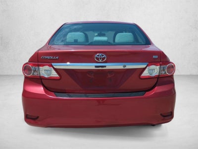 2013 Toyota Corolla 4dr Sdn Auto LE (Natl)
