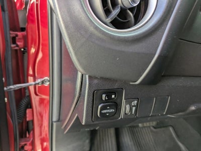 2019 Toyota Corolla SE CVT (Natl)