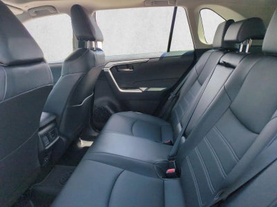 2025 Toyota RAV4 XLE Premium FWD (Natl)