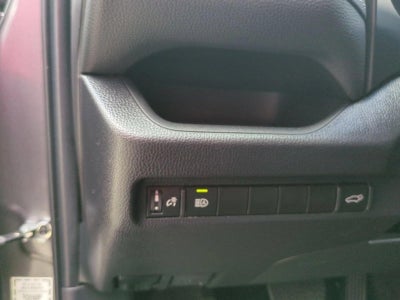 2024 Toyota RAV4 XLE Premium FWD (Natl)