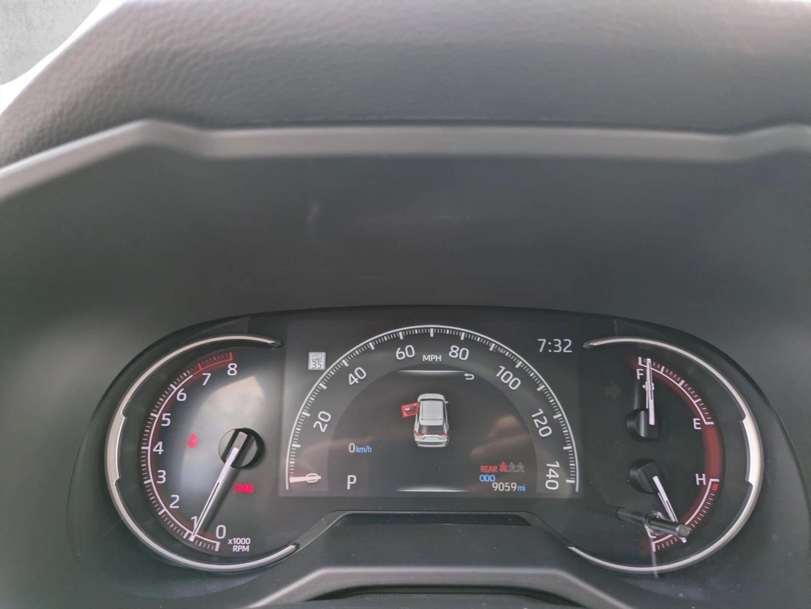 2025 Toyota RAV4 LE FWD (GS)