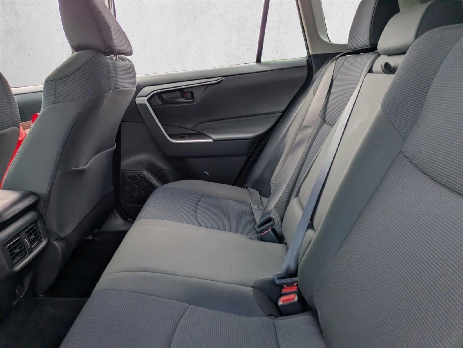 2025 Toyota RAV4 LE FWD (GS)