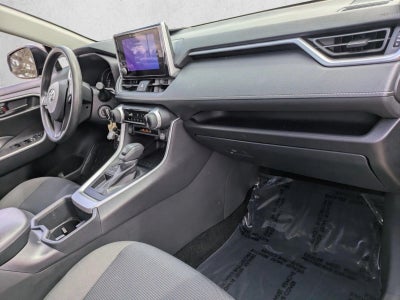 2025 Toyota RAV4 LE FWD (GS)