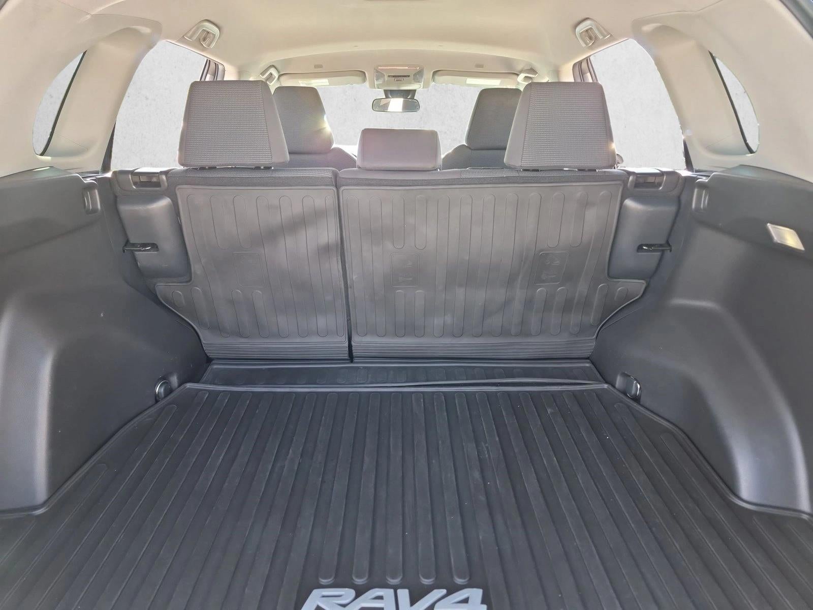 2023 Toyota RAV4 LE FWD (GS)