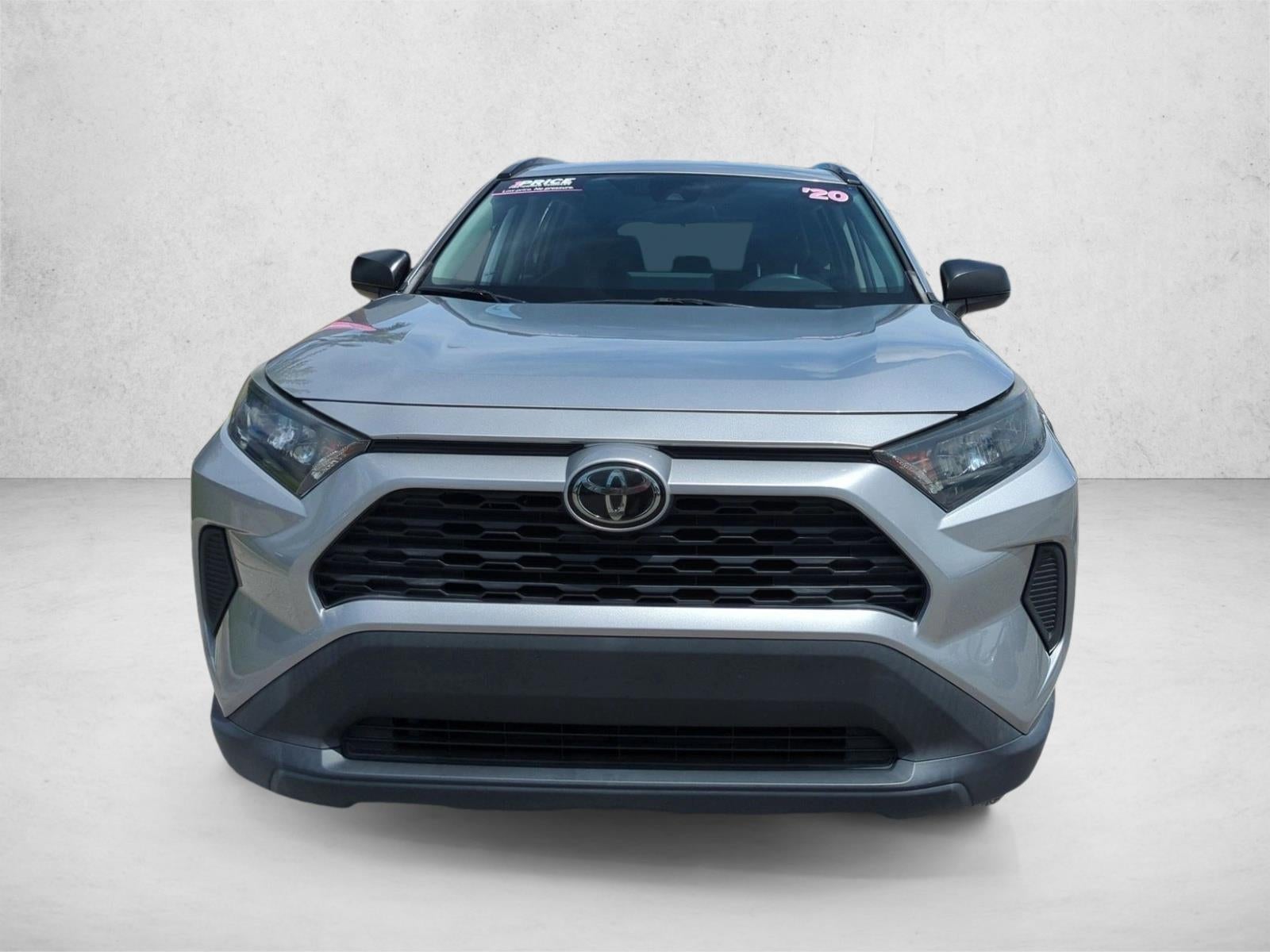 2020 Toyota RAV4 LE FWD (GS)