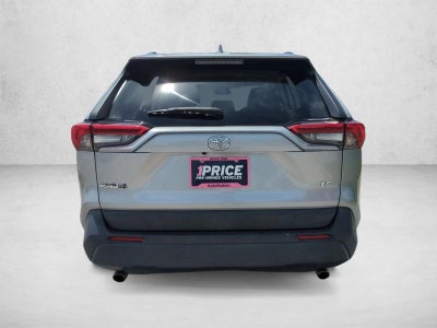 2020 Toyota RAV4 LE FWD (GS)