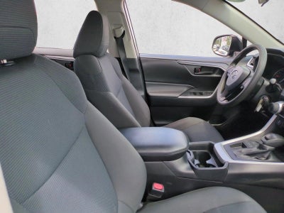 2021 Toyota RAV4 LE FWD (GS)