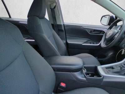 2023 Toyota RAV4 LE FWD (GS)