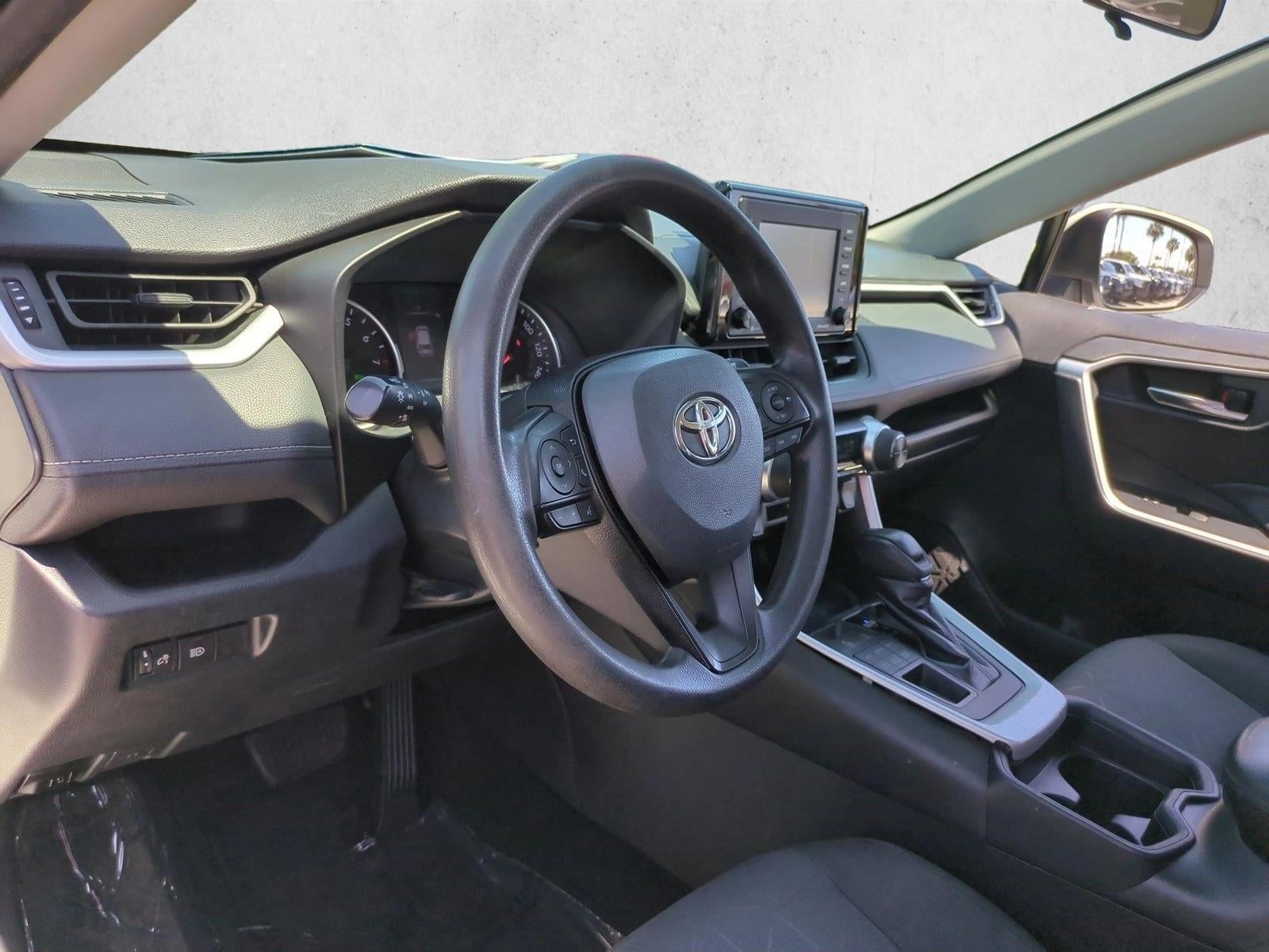 2020 Toyota RAV4 XLE AWD (Natl)