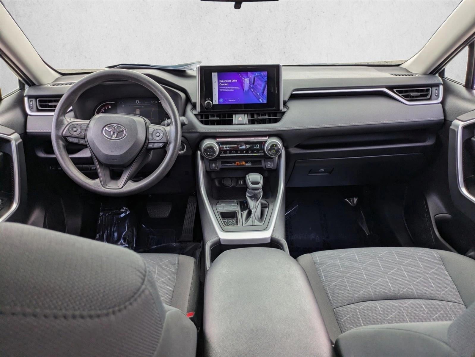 2024 Toyota RAV4 XLE FWD (GS)