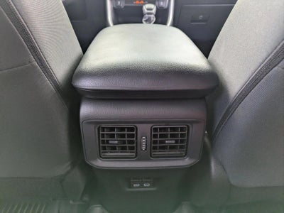 2024 Toyota RAV4 XLE FWD (GS)