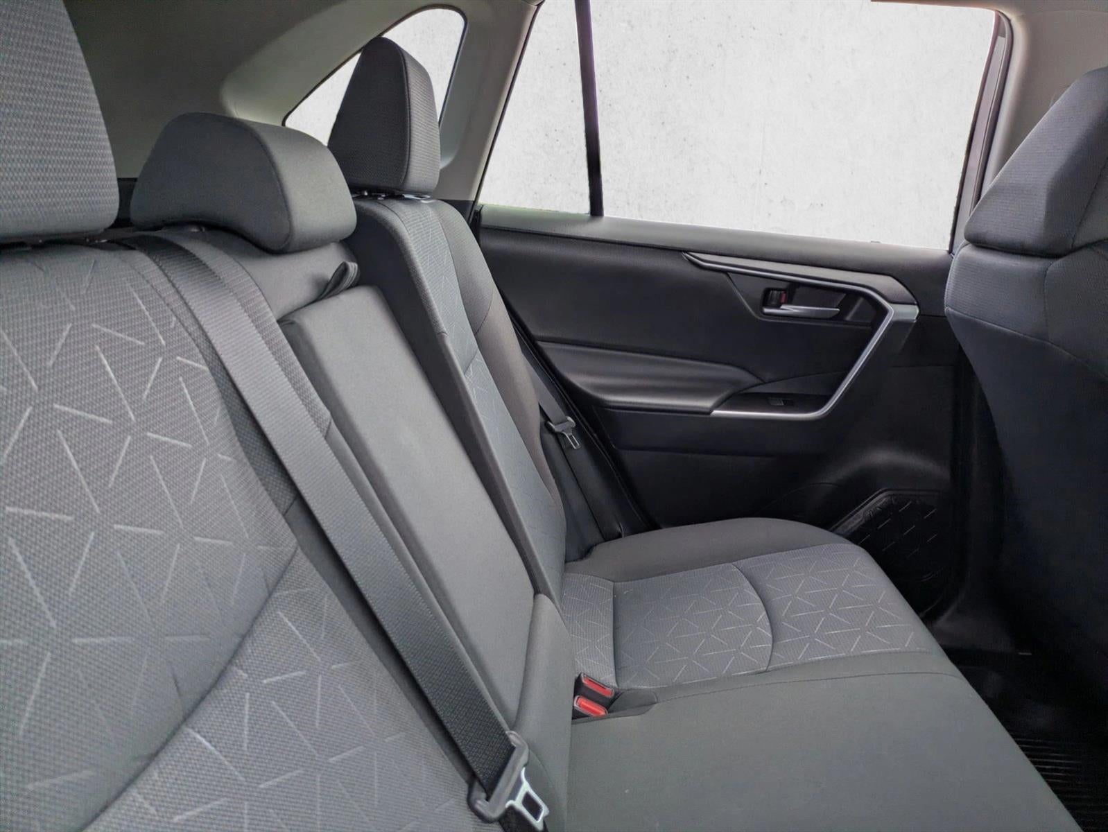 2024 Toyota RAV4 XLE FWD (GS)