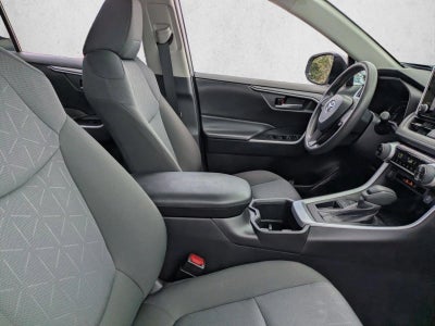 2024 Toyota RAV4 XLE FWD (GS)