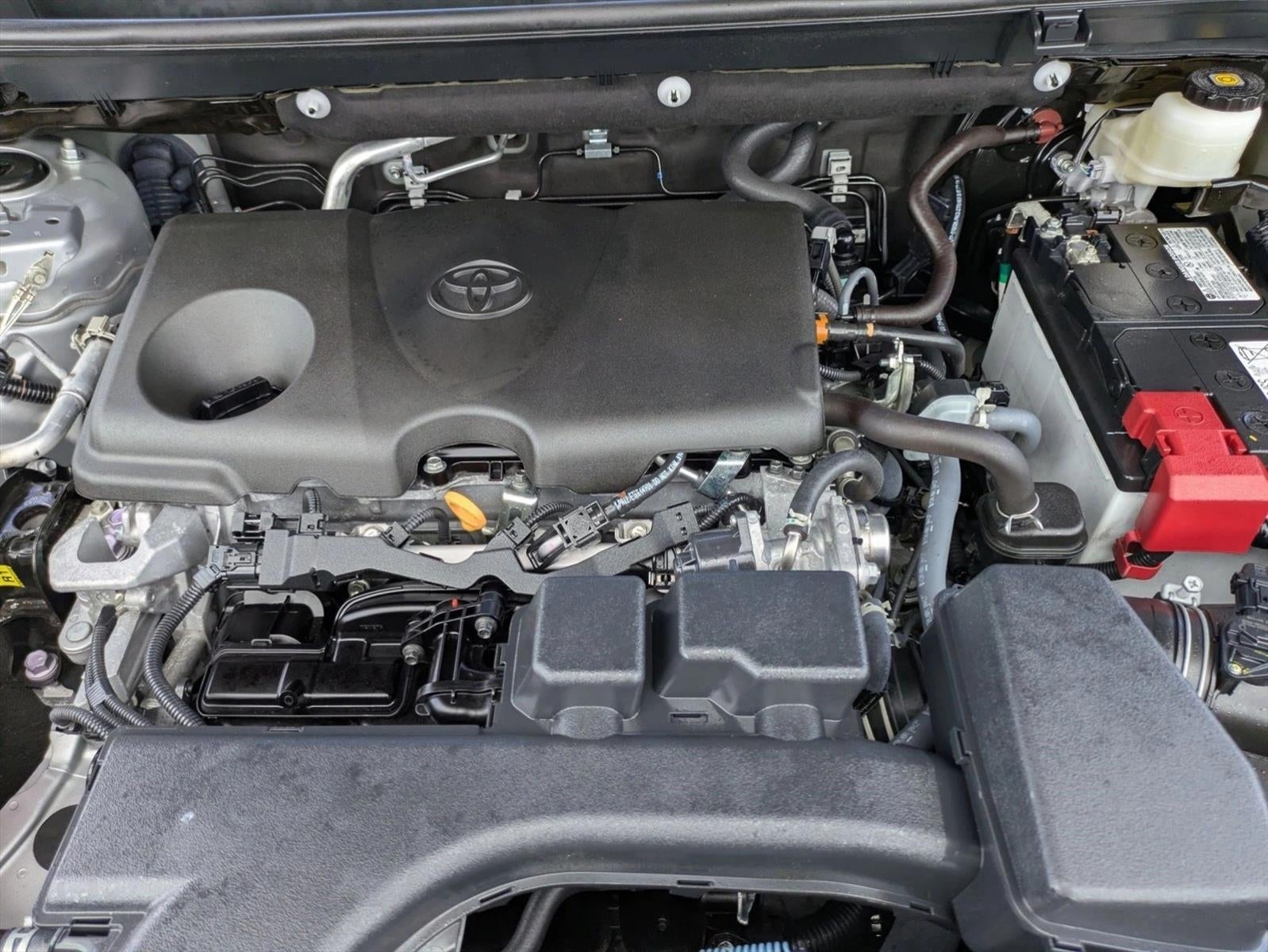 2024 Toyota RAV4 XLE FWD (GS)