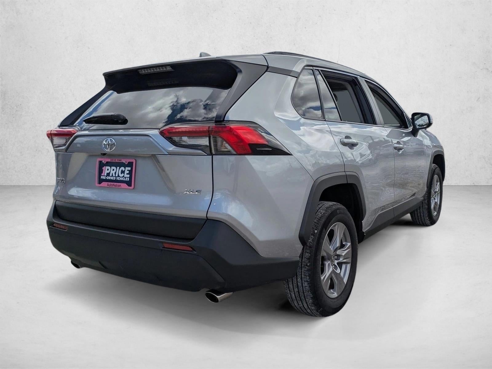 2024 Toyota RAV4 XLE FWD (GS)