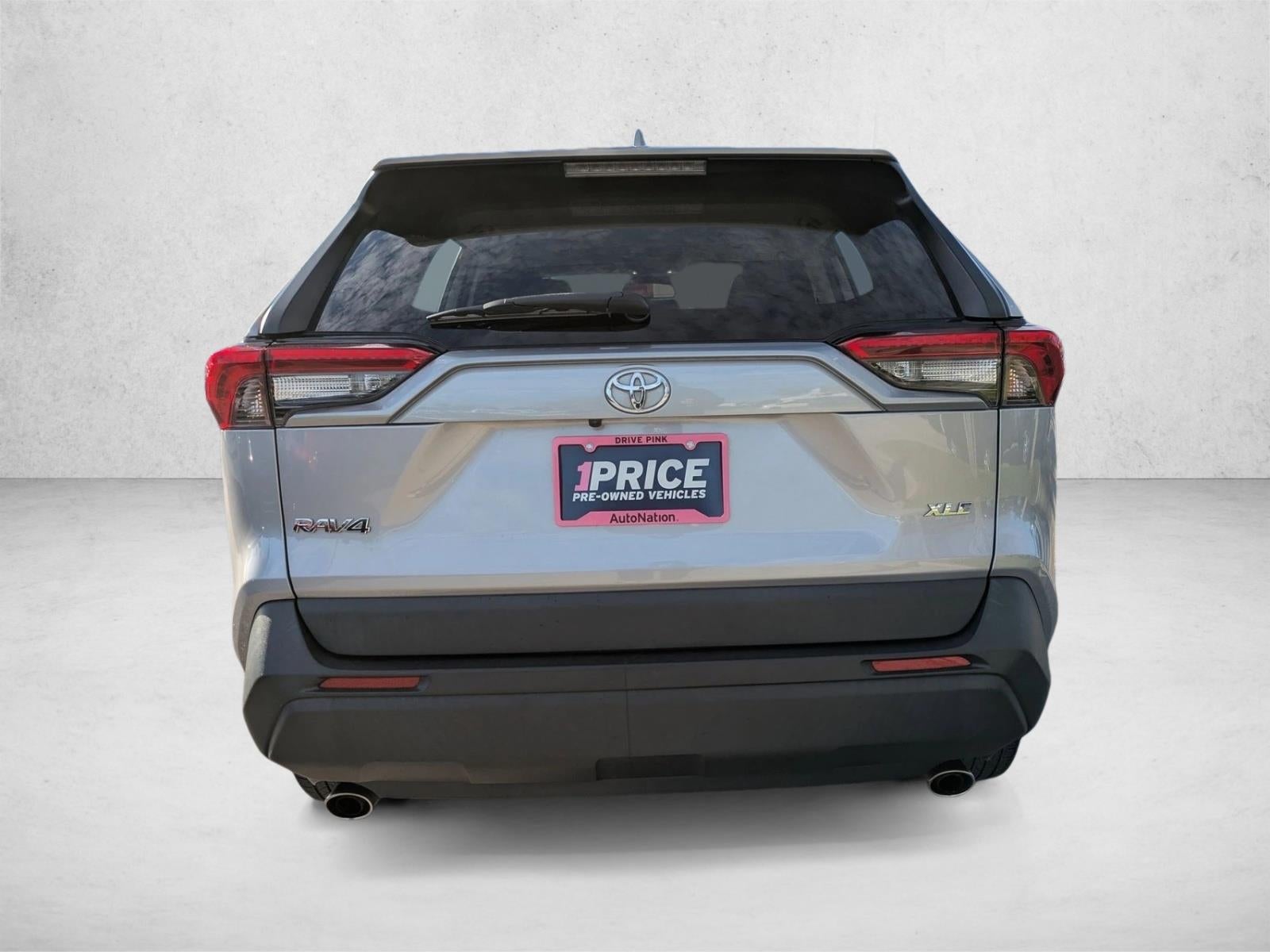 2022 Toyota RAV4 XLE FWD (GS)